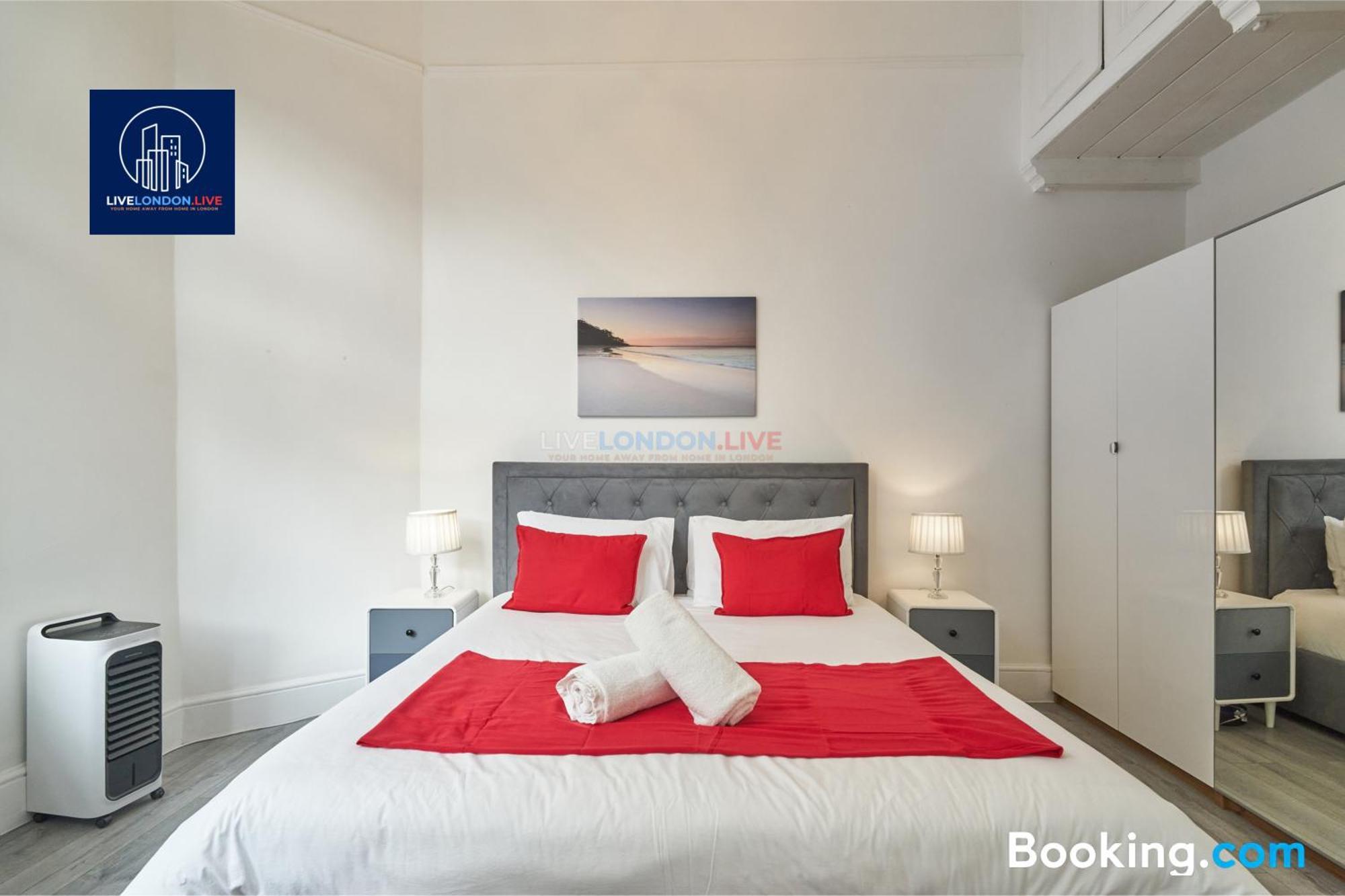 Last-Minute Specials L Sleeps Up To 4 Guests L One-Bedroom Apartment With King Bed And High Ceilings Near Camden By Live London Short Lets & Serviced Accommodation Bagian luar foto
