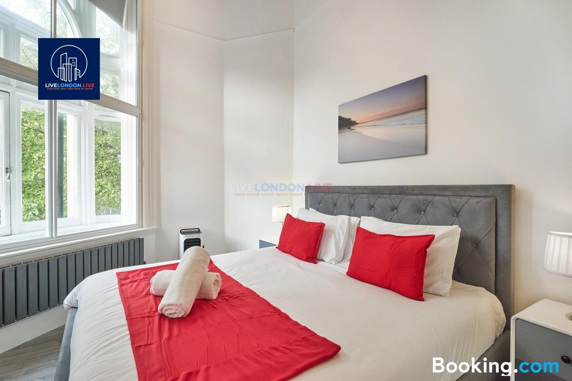 Last-Minute Specials L Sleeps Up To 4 Guests L One-Bedroom Apartment With King Bed And High Ceilings Near Camden By Live London Short Lets & Serviced Accommodation Bagian luar foto