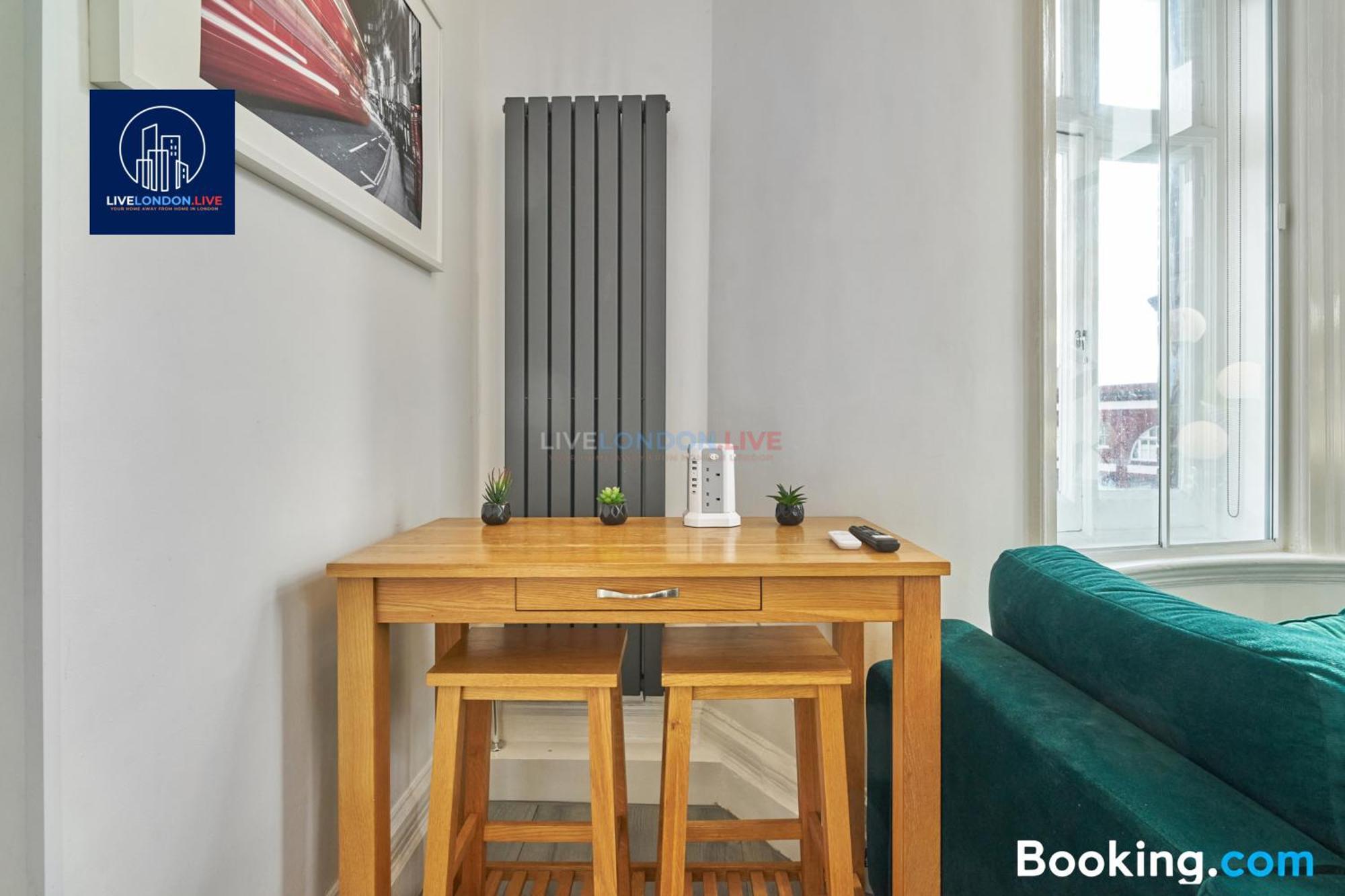 Last-Minute Specials L Sleeps Up To 4 Guests L One-Bedroom Apartment With King Bed And High Ceilings Near Camden By Live London Short Lets & Serviced Accommodation Bagian luar foto